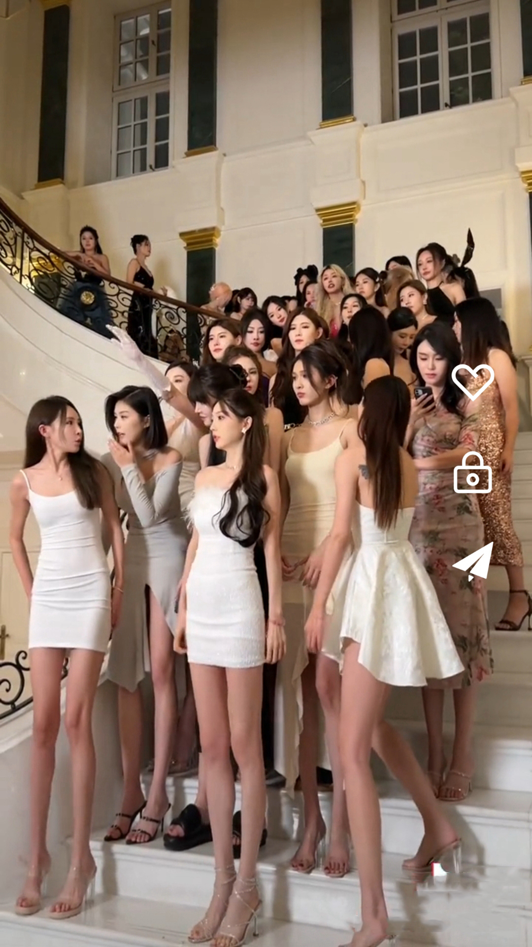 婉晴大大 玩物直播回放截图